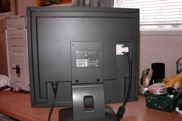 F419's backside with cables F419's backside with cables