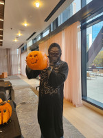 Tony Halloween pumpkin carving
